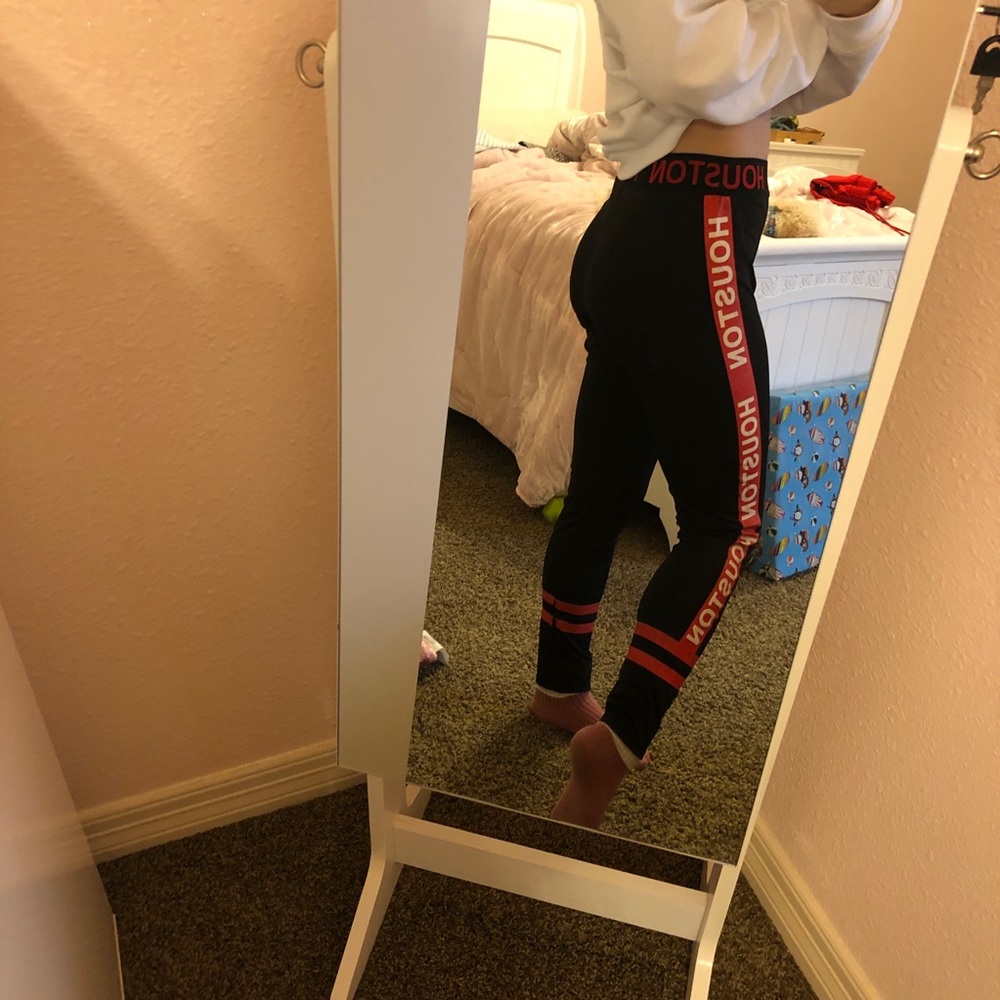 Pants - Picture 2 of 4